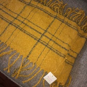 New with tags yellow and gray infinity scarf